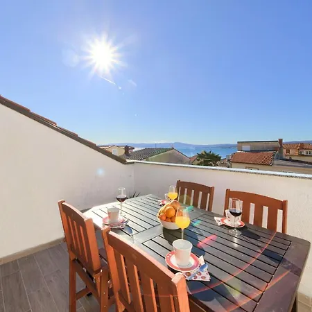 Lavandula Guest house 3*